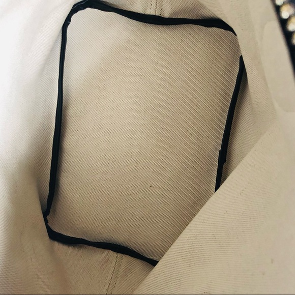 NWT Coach Signature Tote w/cosmetic bag - Picture 6 of 11